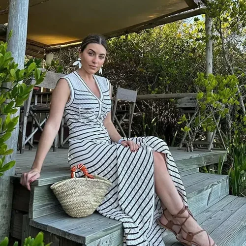 Elegant-Stripes-Knitted-Midi-Dress-For-Women-Fashion-V-neck-Sleeveless-Single-Breasted-Dresses-2024-Office-1